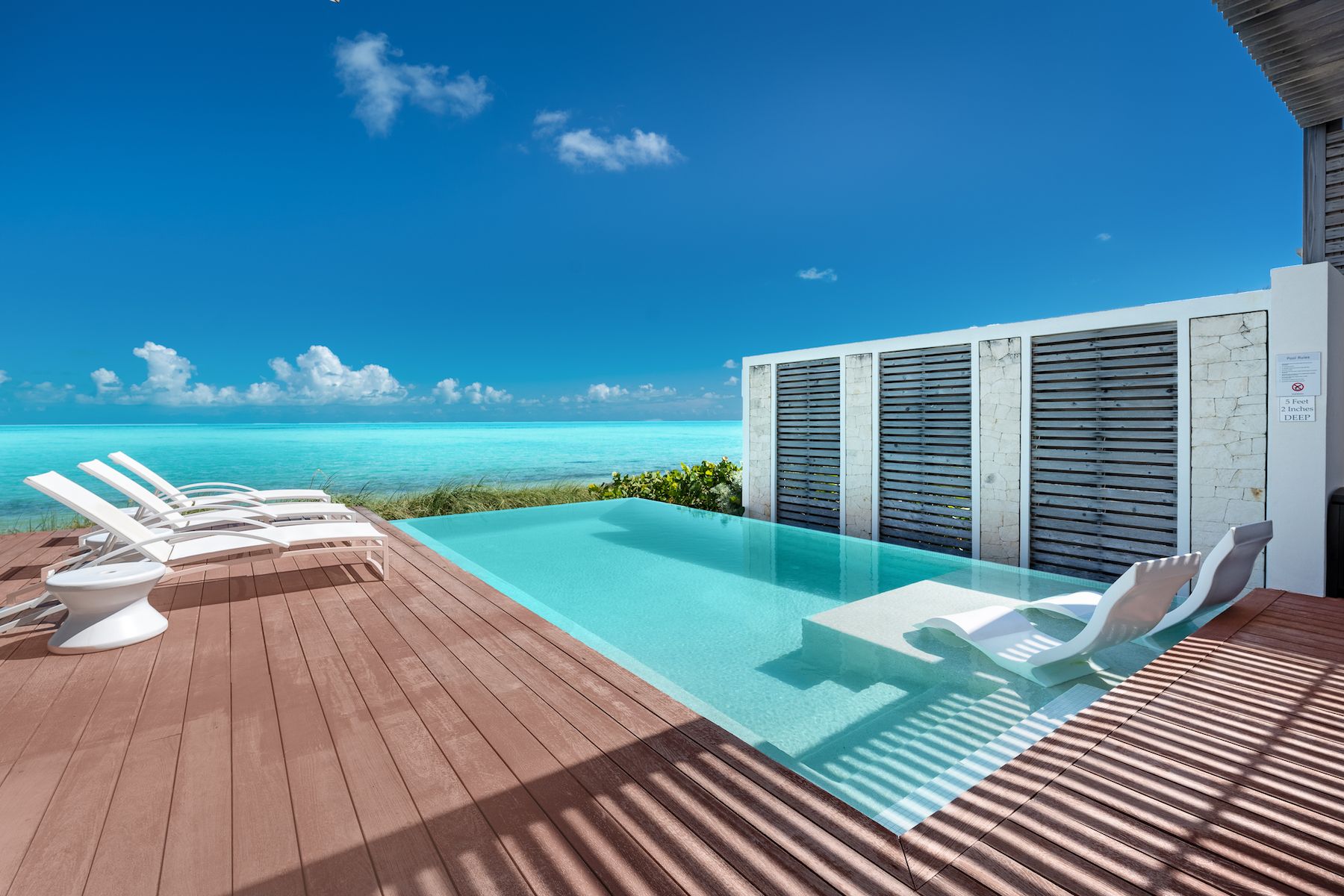 Eos villa photo.