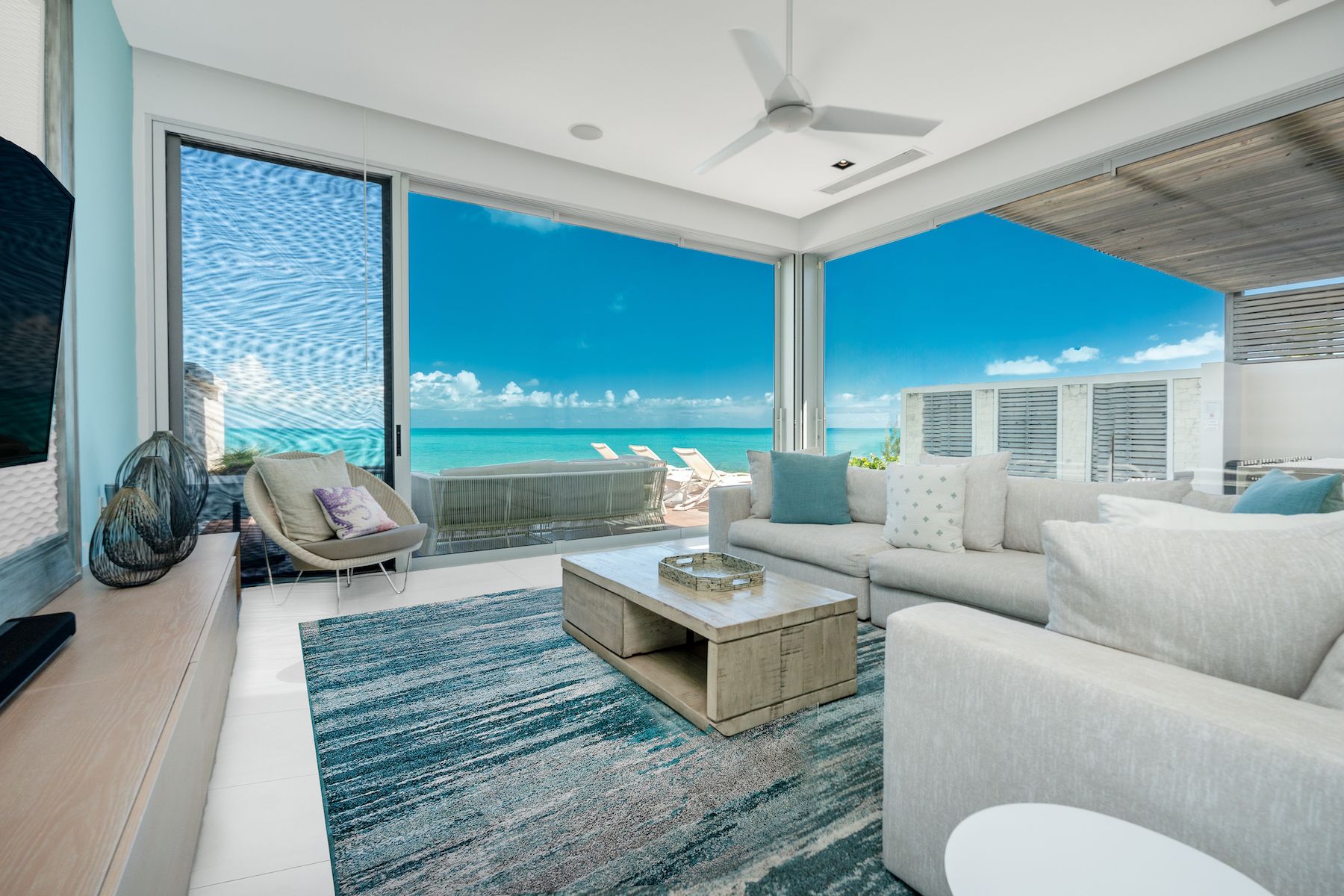 Eos villa photo.