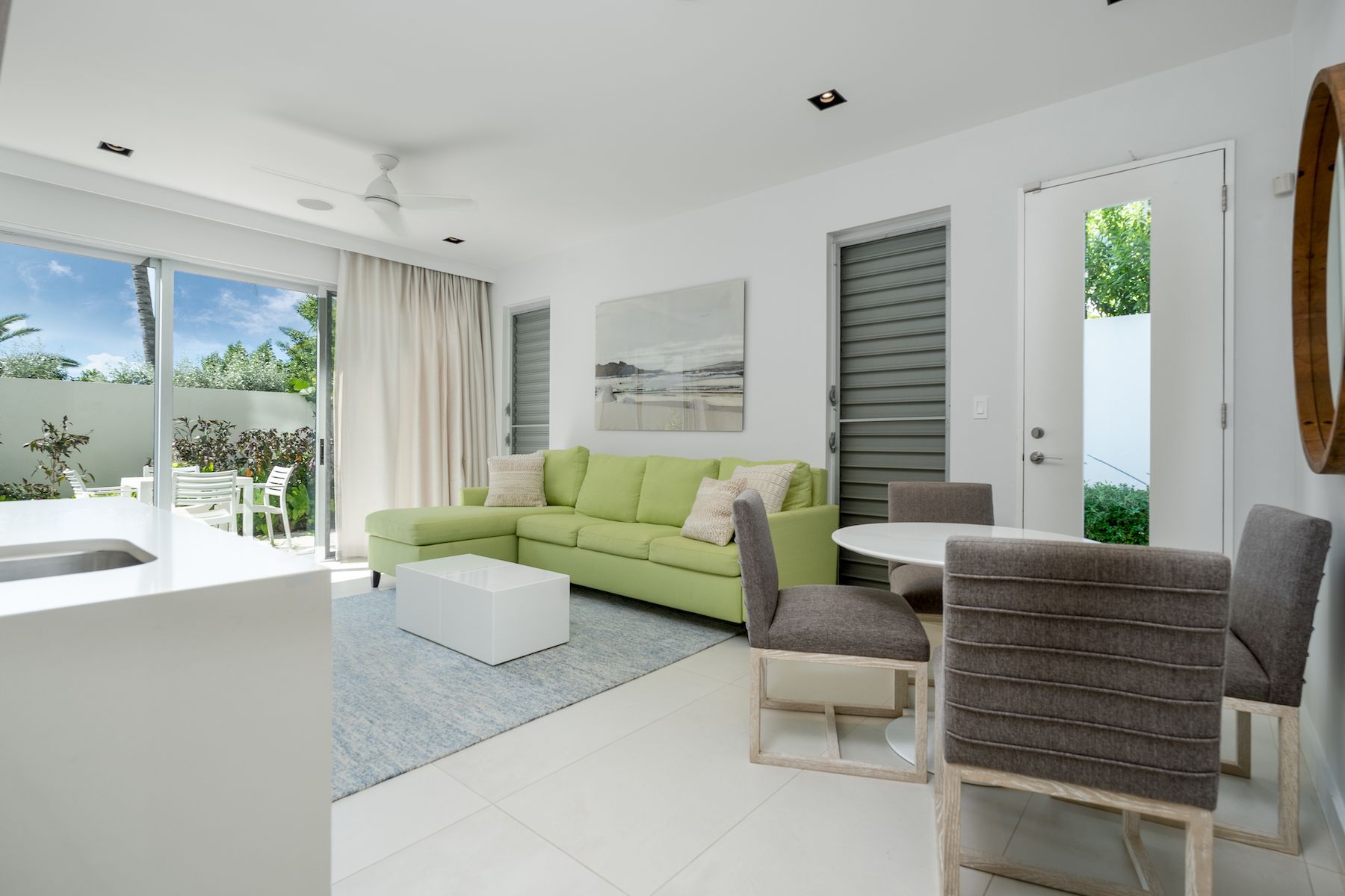 Eos villa photo.