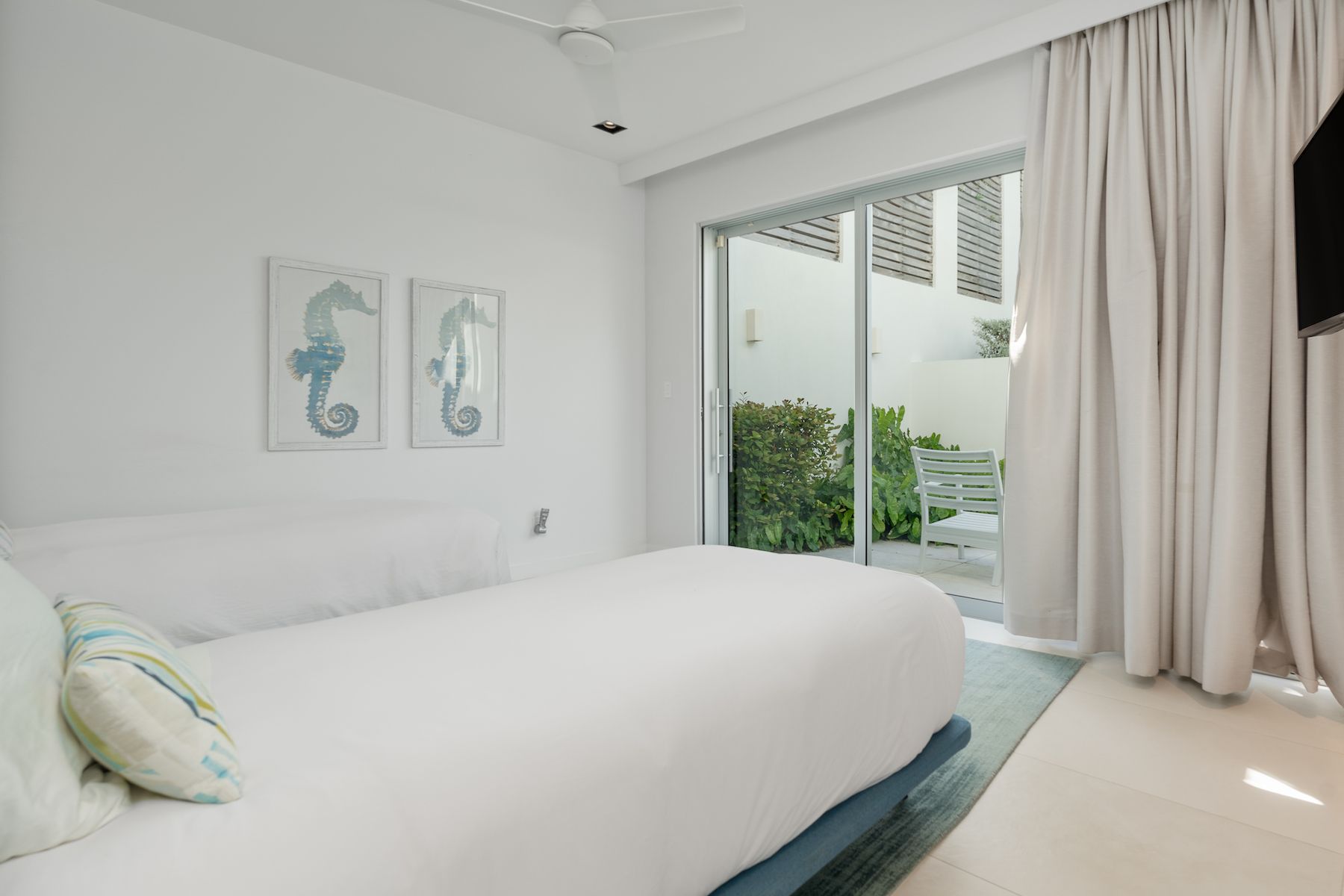 Eos villa photo.