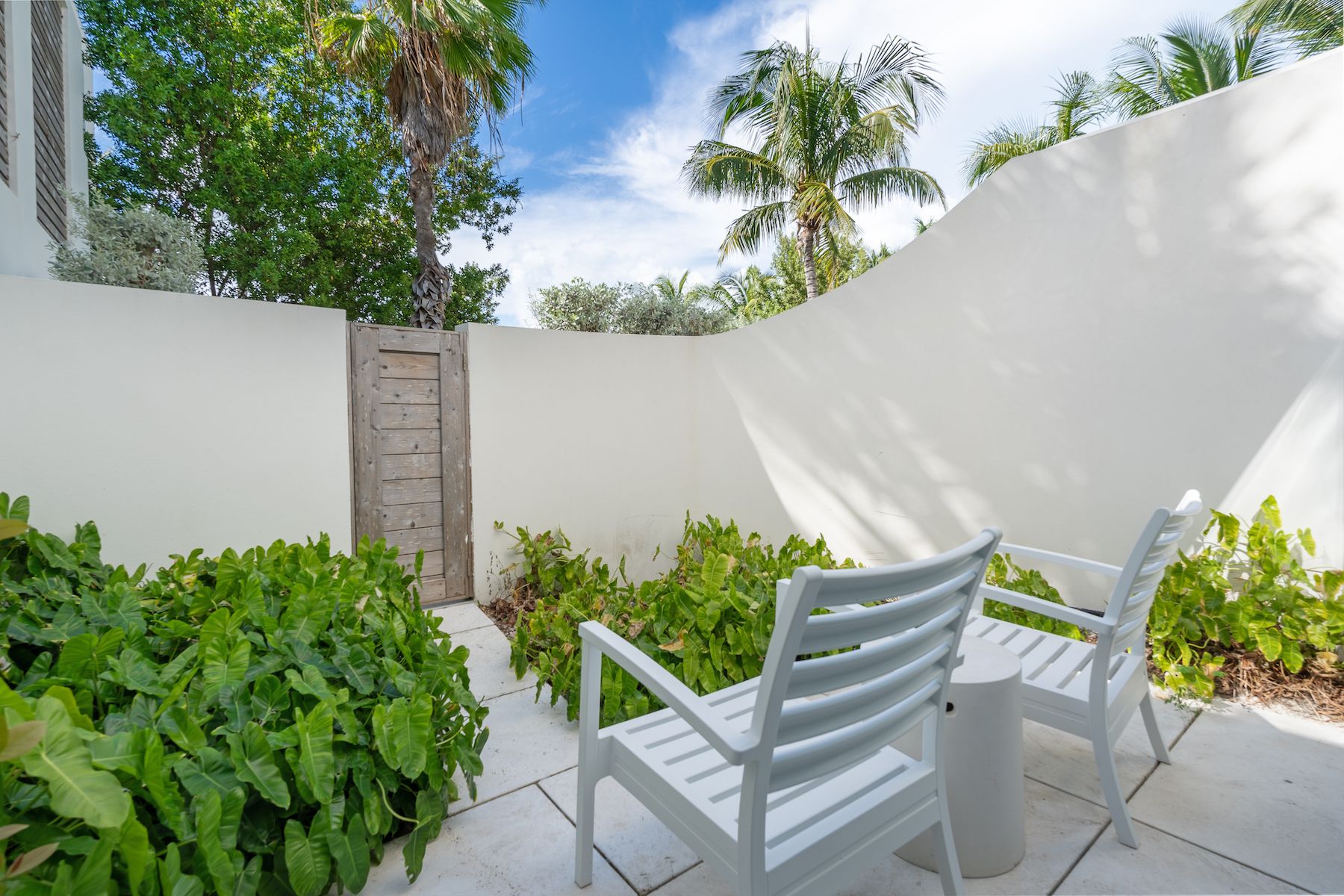 Eos villa photo.