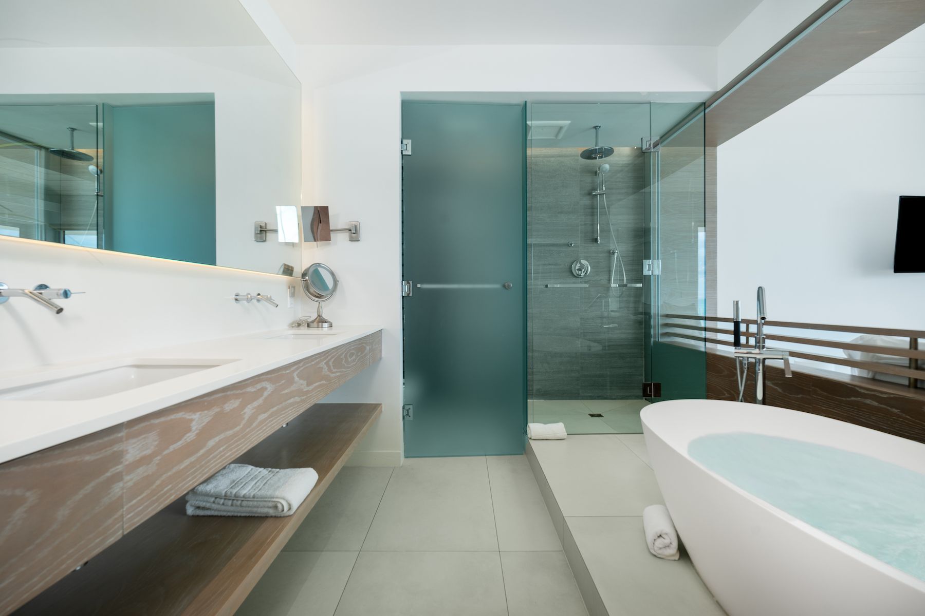 Ensuite