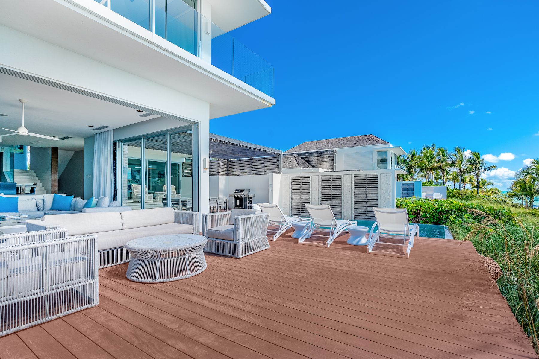 Helios villa photo.