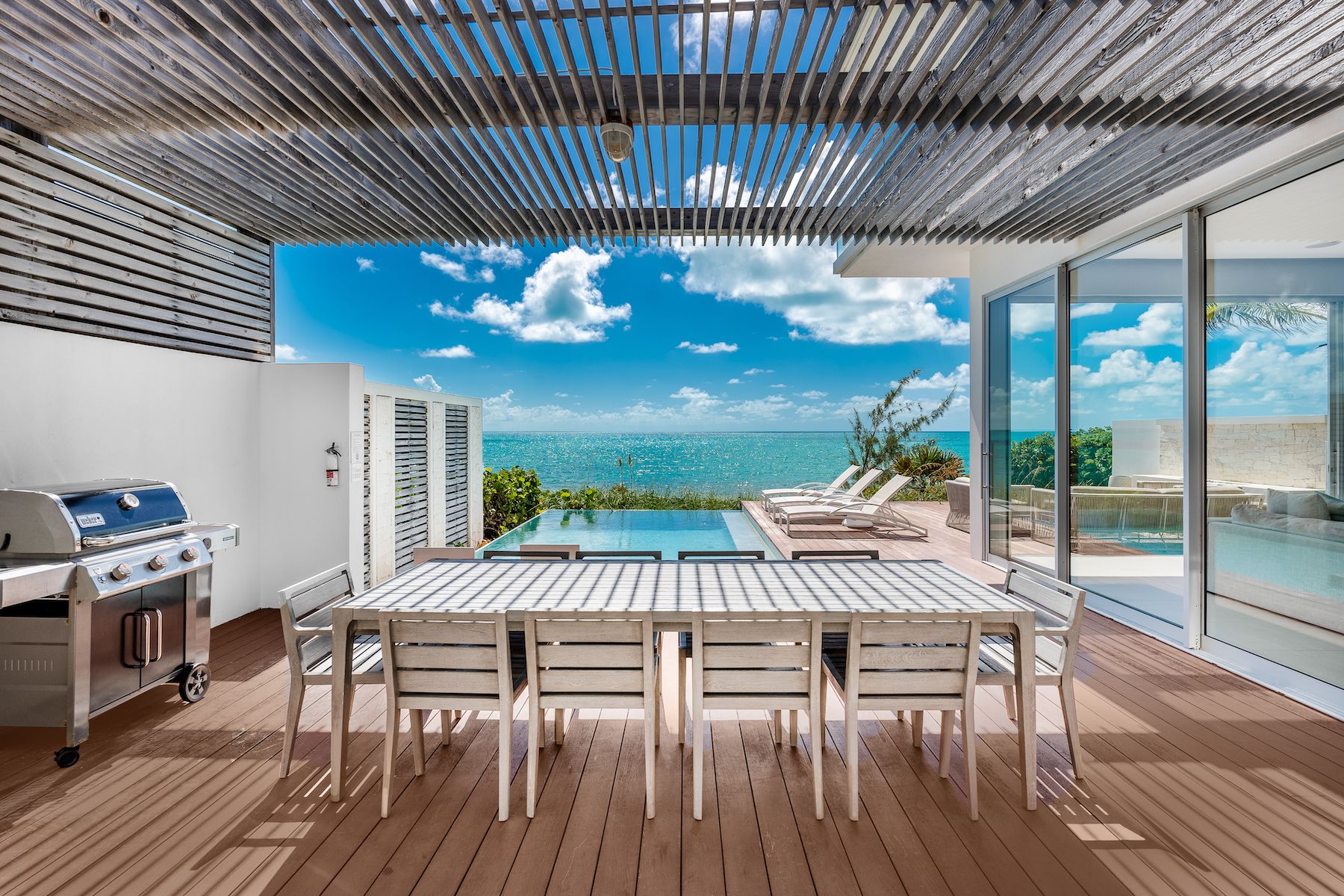 Helios villa photo.