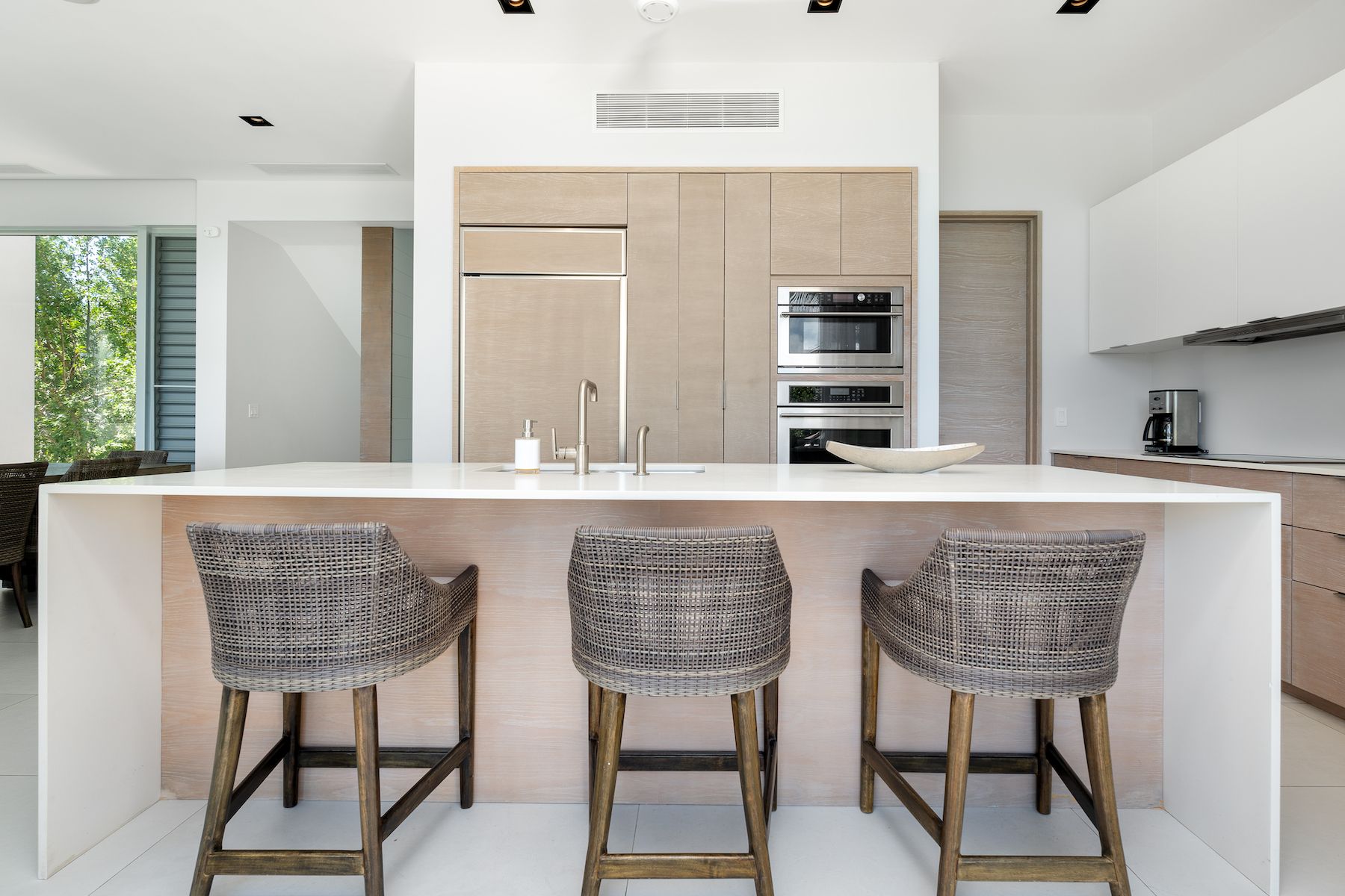 Additional seating at the breakfast bar