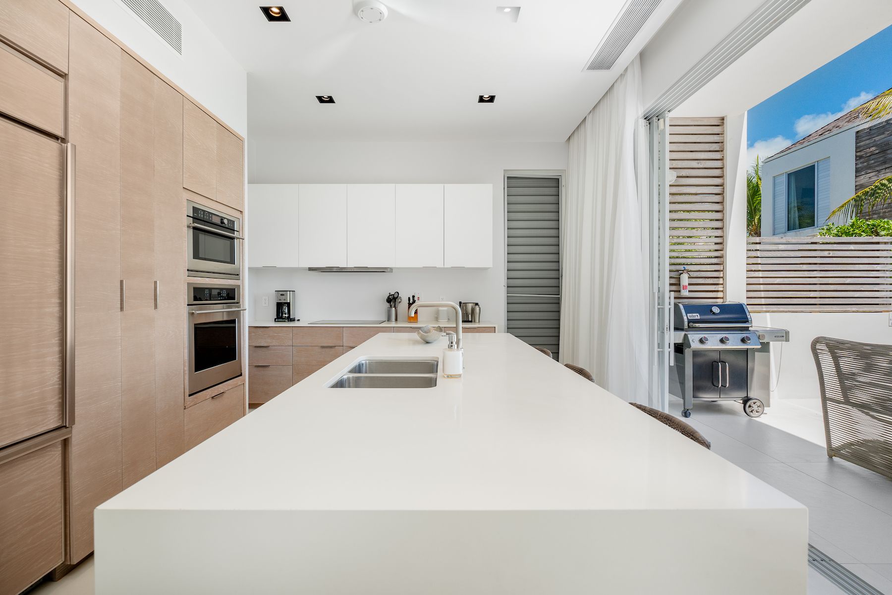 Fully equipped kitchen