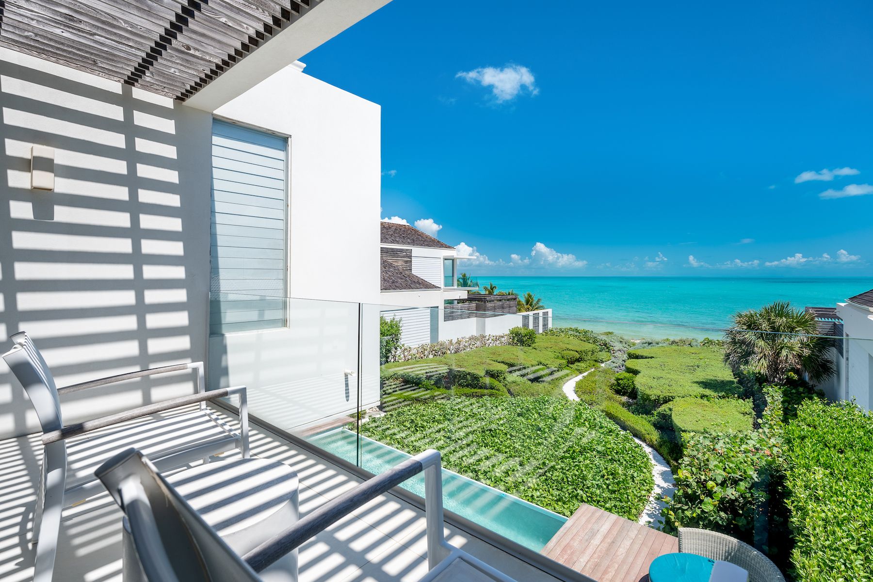 Hyperion villa photo.