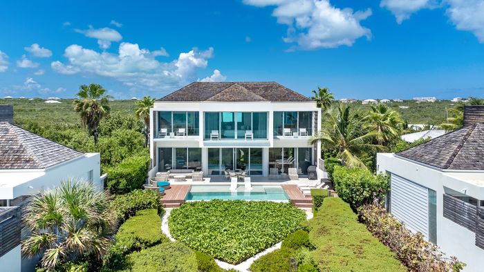 Hyperion villa photo.