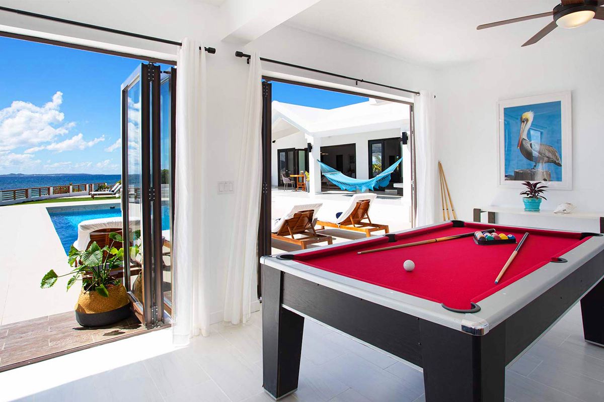 Pelican Bay villa photo.