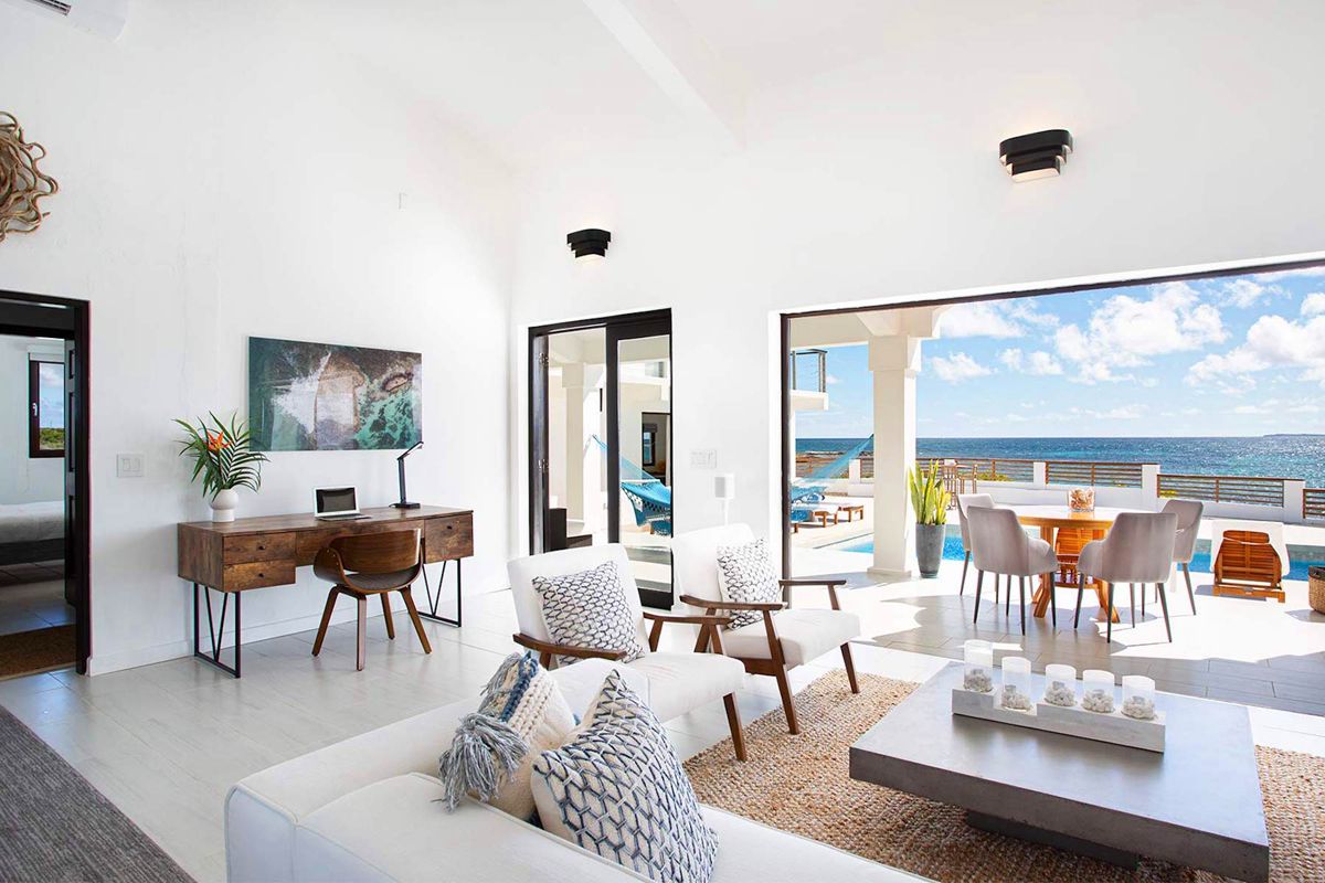 Pelican Bay villa photo.