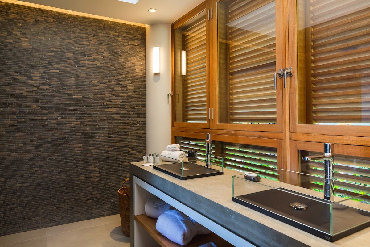 Double vanity
