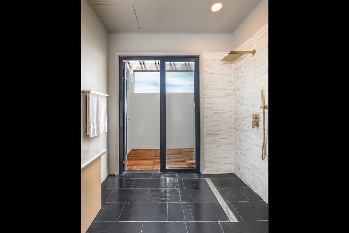 Open air bathroom