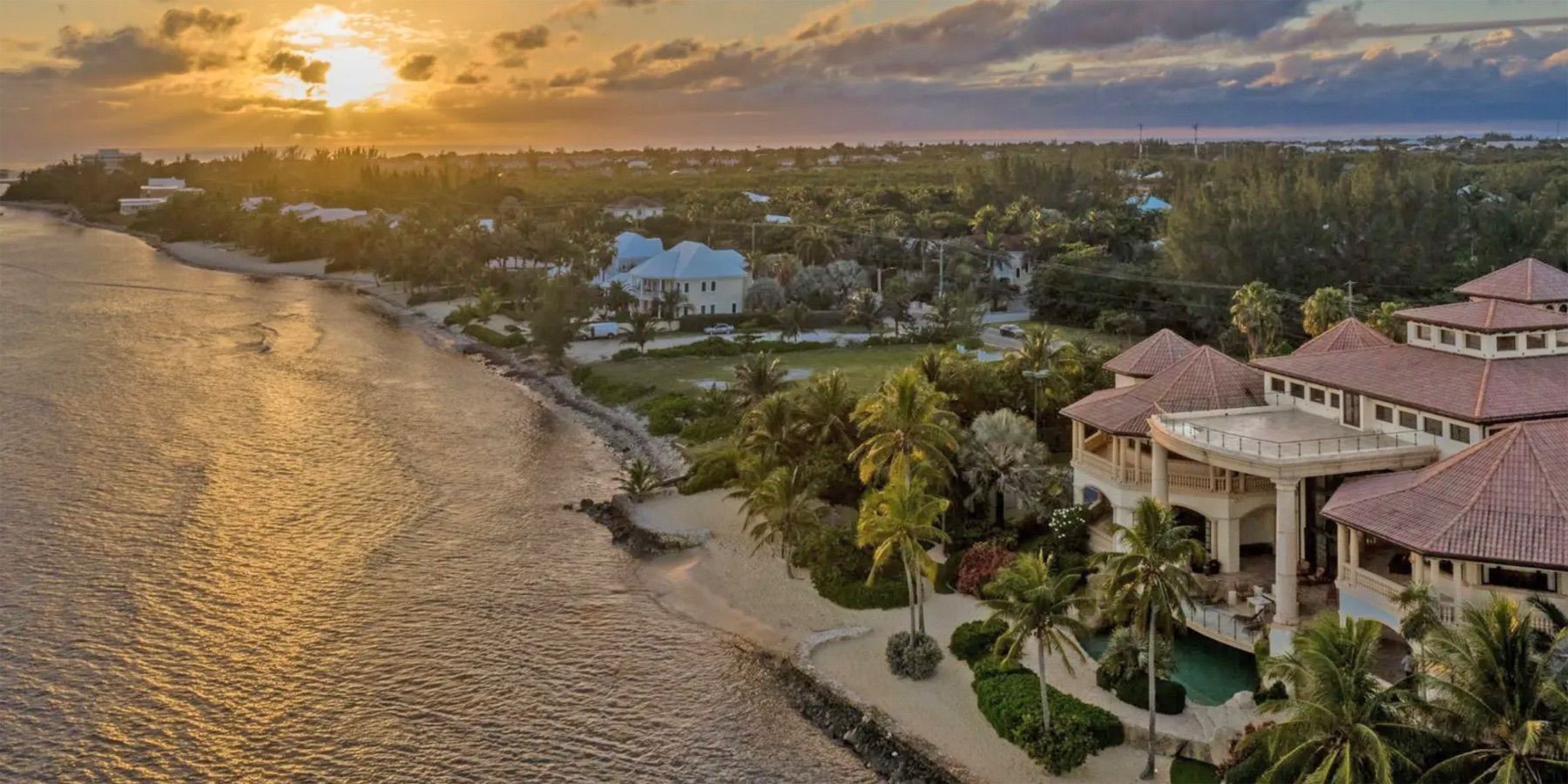 Castillo Caribe villa photo.