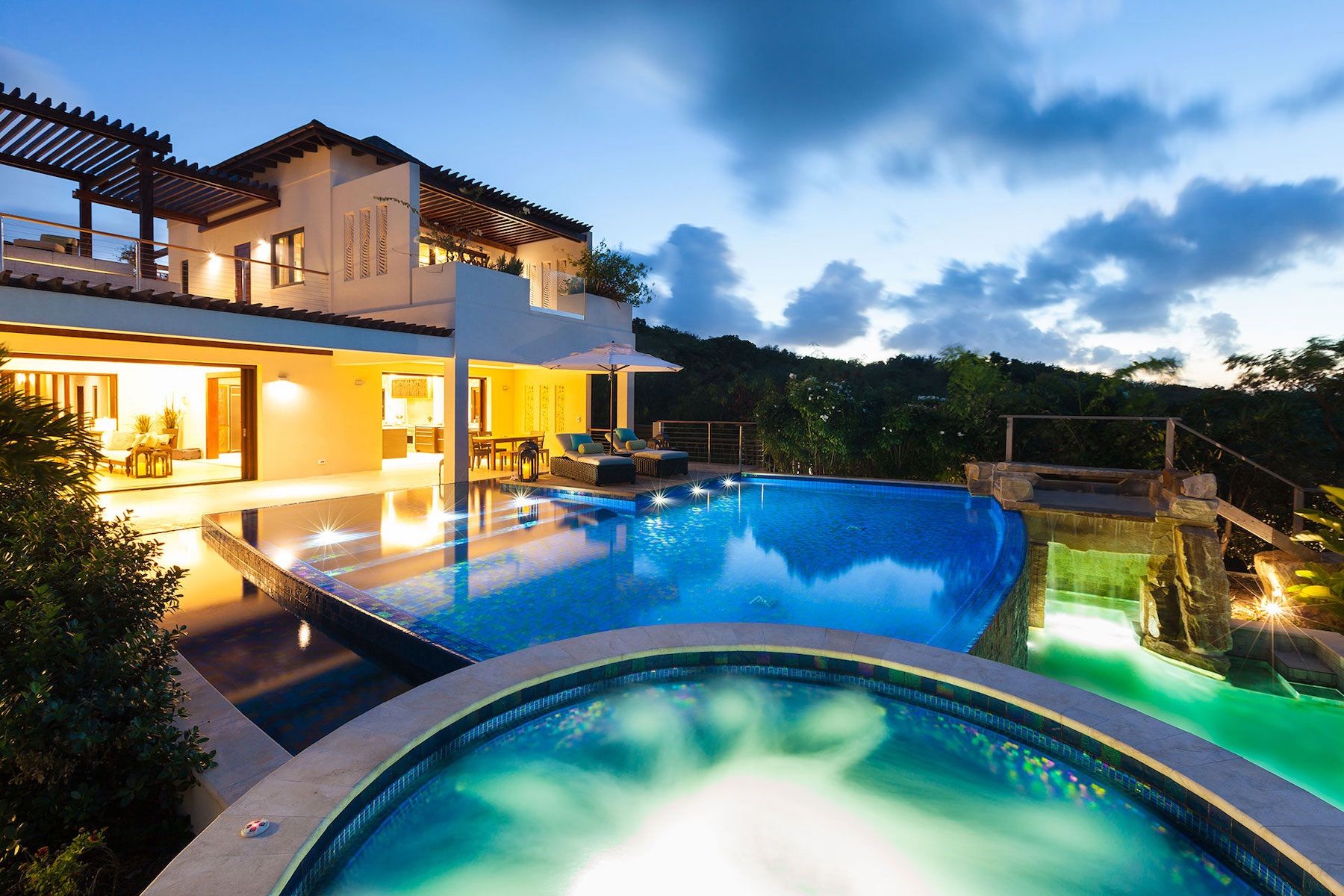 Nevaeh Villa - Fully Staffed villa photo.
