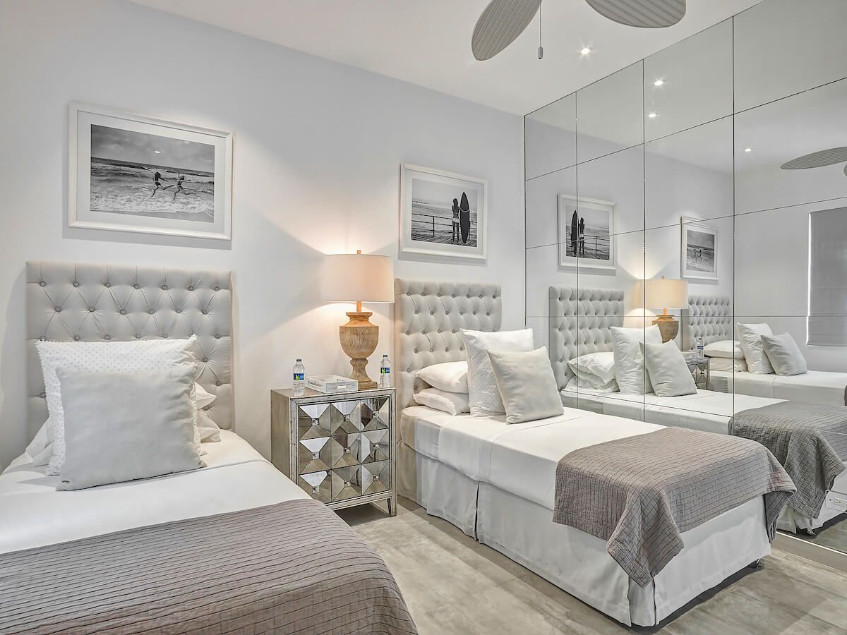 Double bedded twins bedroom