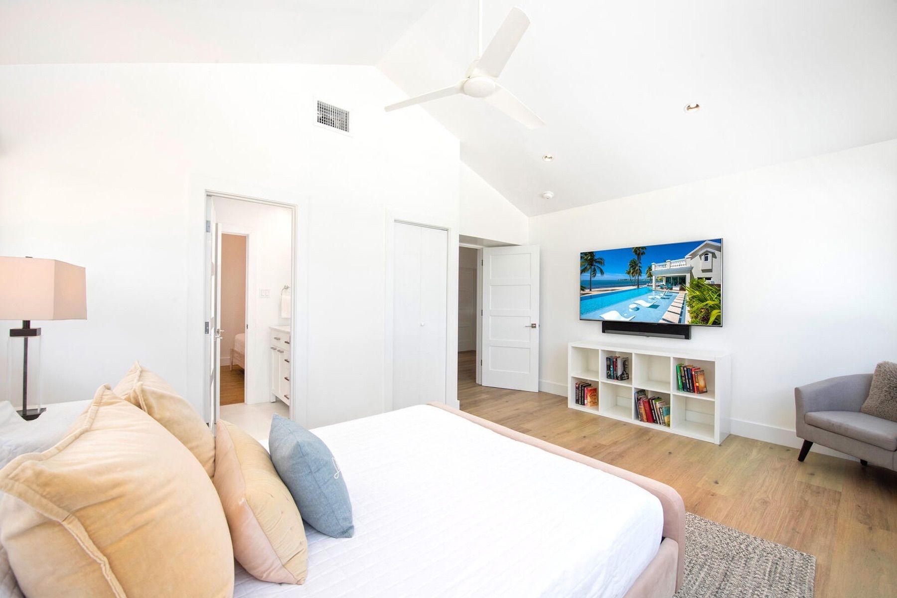 Crystal Waters - Platinum villa photo.