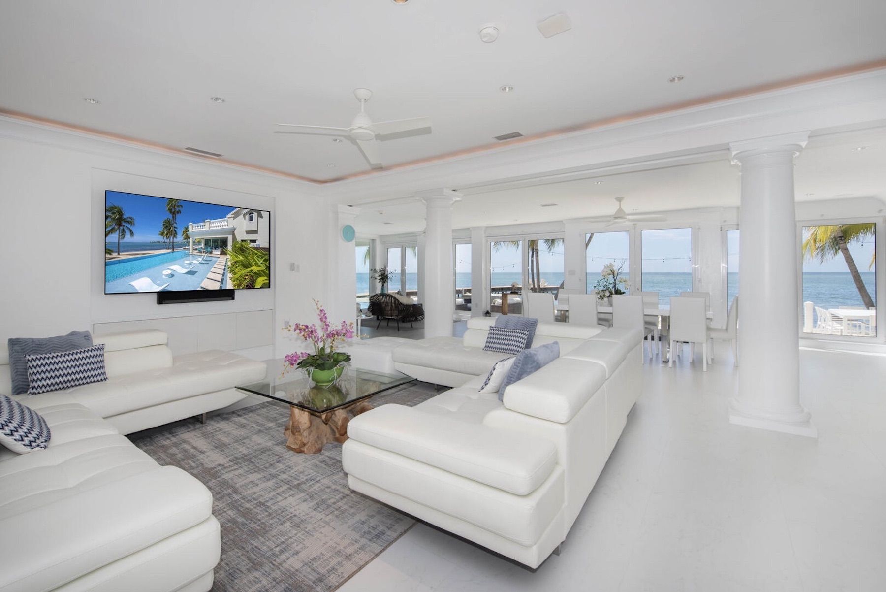Crystal Waters - Platinum villa photo.