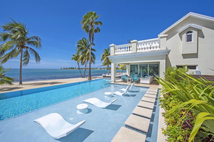 Crystal Waters - Platinum villa photo.
