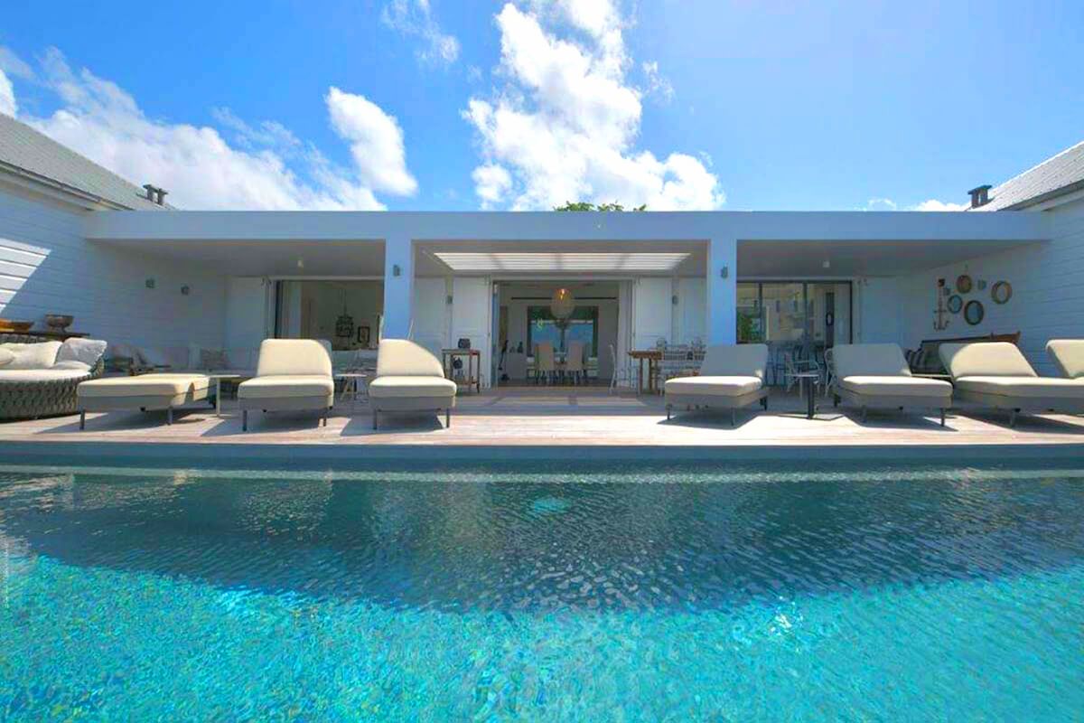 Sun loungers by the pool