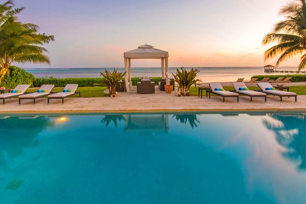Villa Mora is located on a beautiful beachfront in South Sound