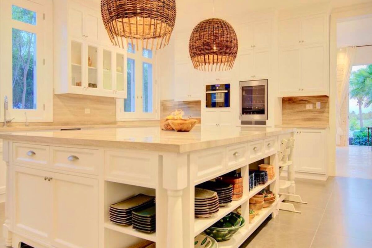 Storage on the kitchen island