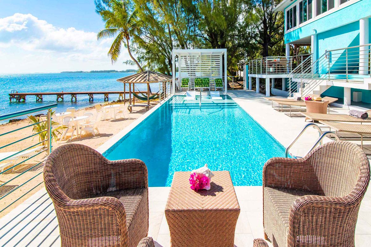 Pool area