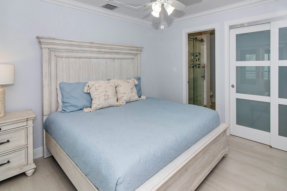 King bedroom two 