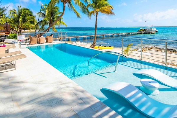 Blue Serenity Villa is located along the central south coast of Grand Cayman