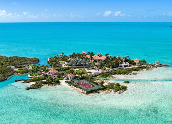 Aerial Views of Emerald cay