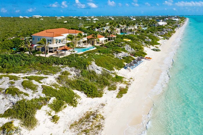 Haven House villa photo.