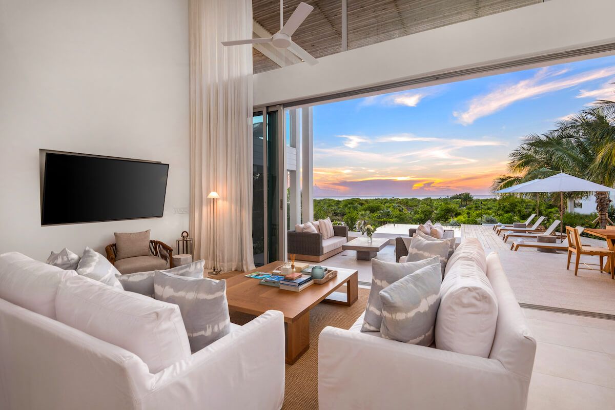 BE - 4 bedroom Ocean View at Grace Bay villa photo.