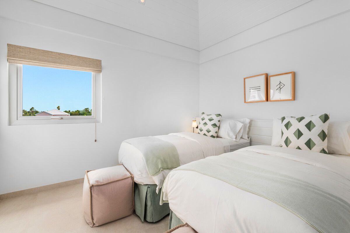 BE - 4 bedroom Ocean View at Grace Bay villa photo.