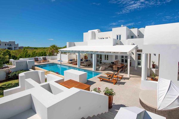 Shiloh is located on Anguilla’s exclusive West End in the private gated community