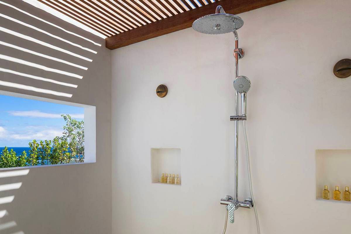 Open air shower