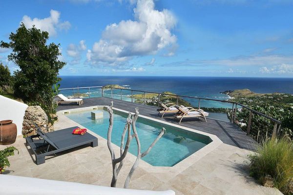 Casa Jojo Villa offers panoramic ocean views!