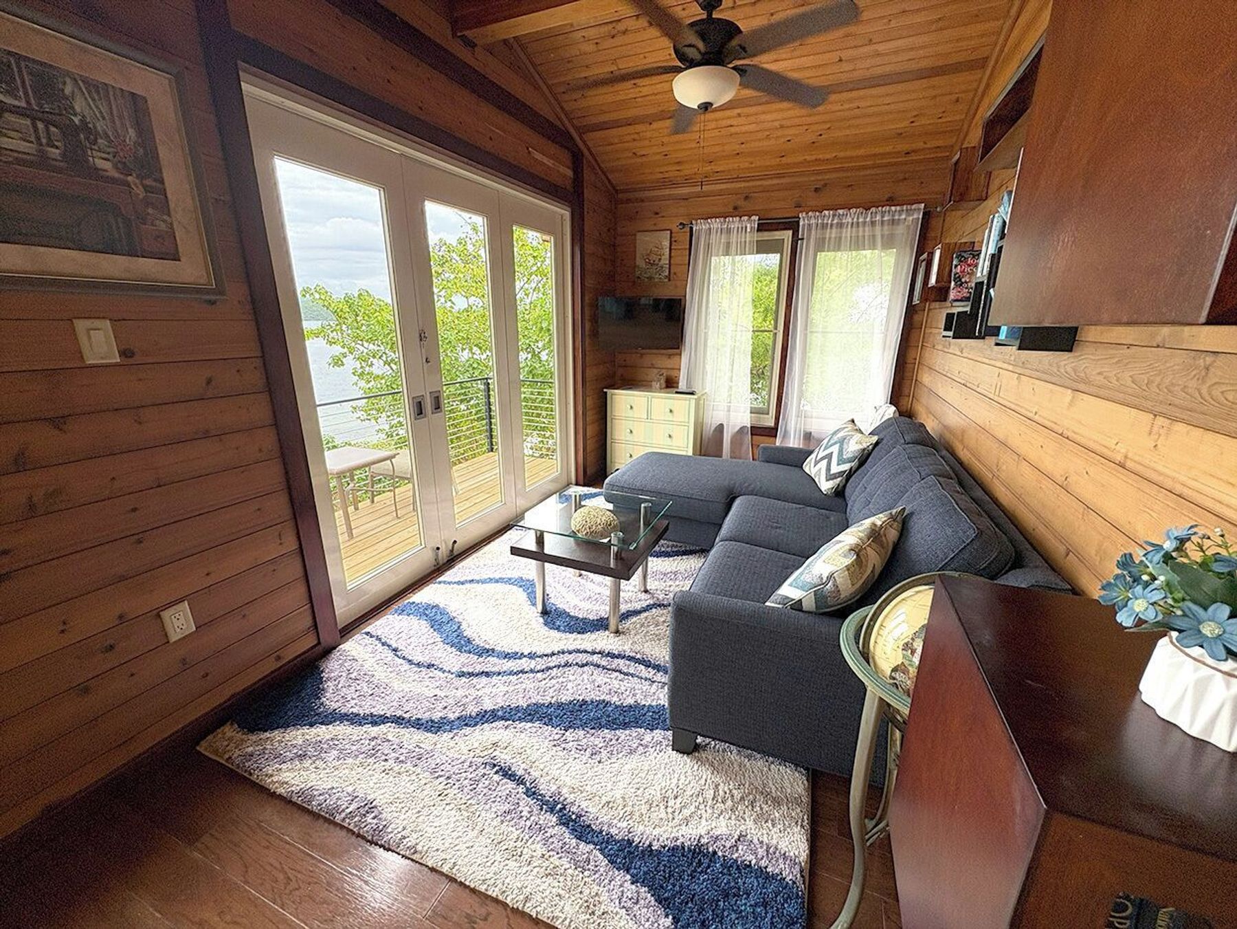 Seaside Breeze villa photo.