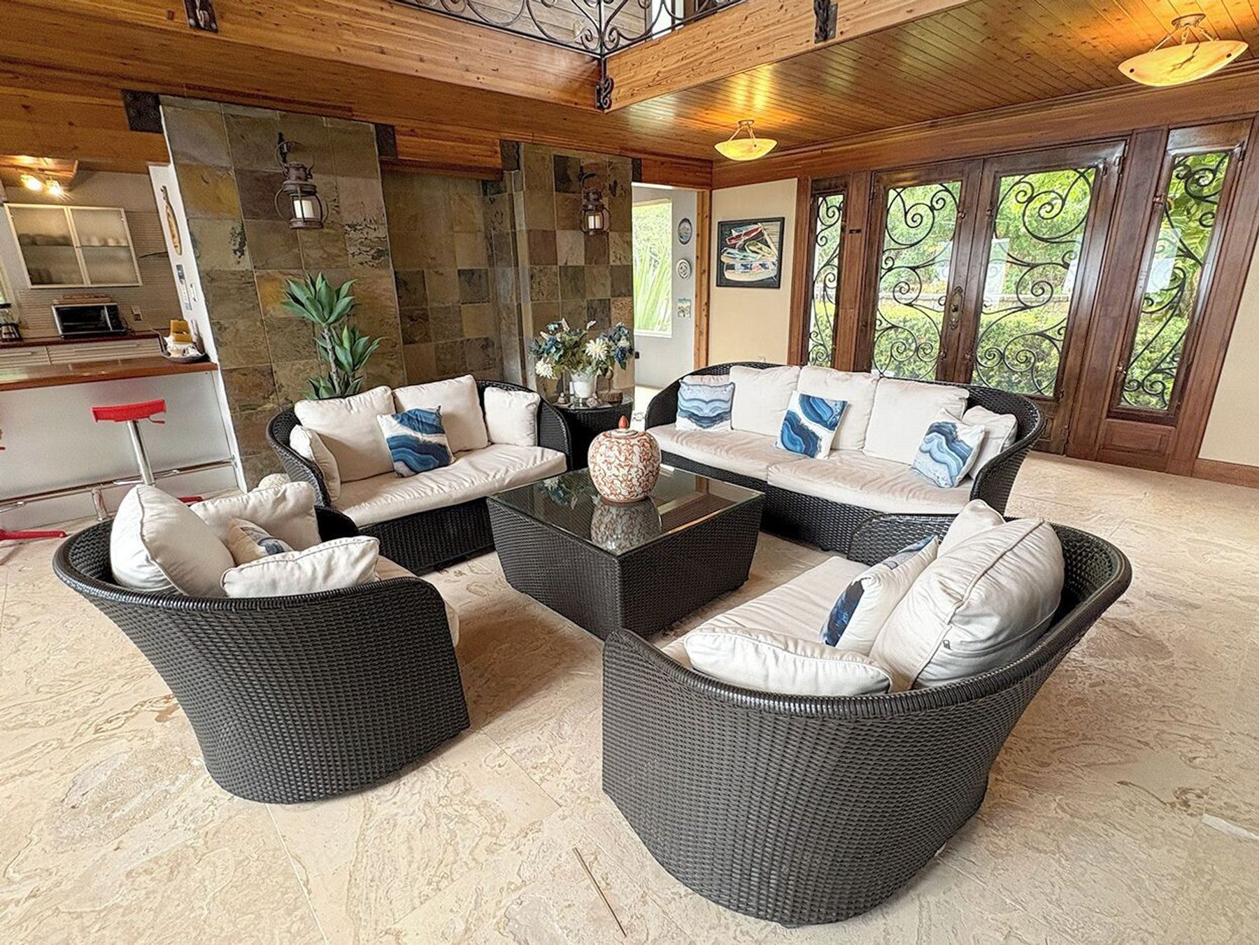 Seaside Breeze villa photo.