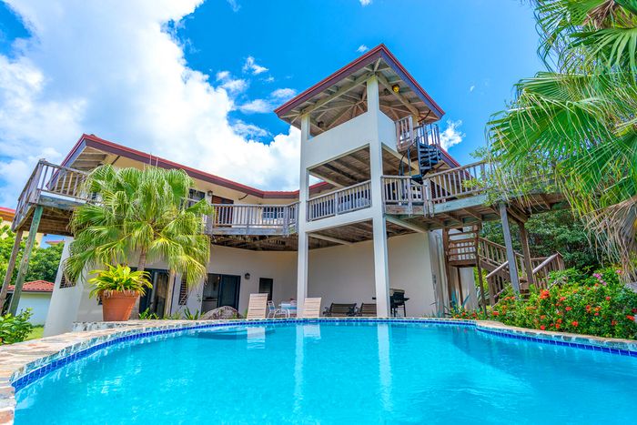 Amani Villa is nestled amongst Virgin Gorda’s Boulders of the Baths