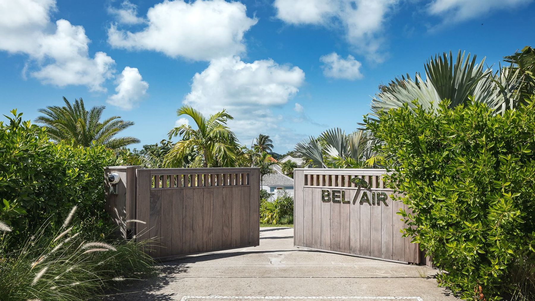 Bel Air villa photo.