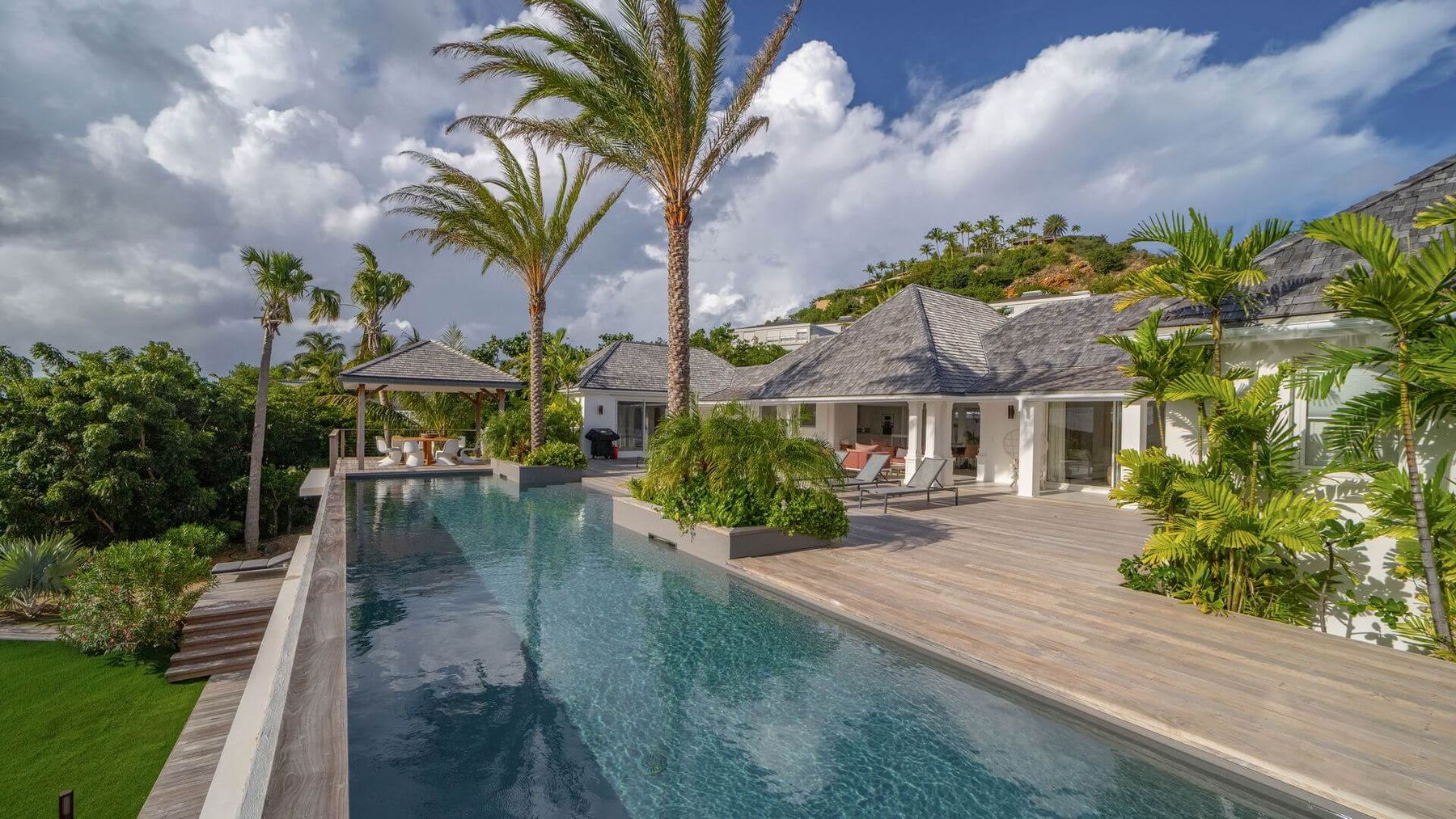 Bel Air villa photo.