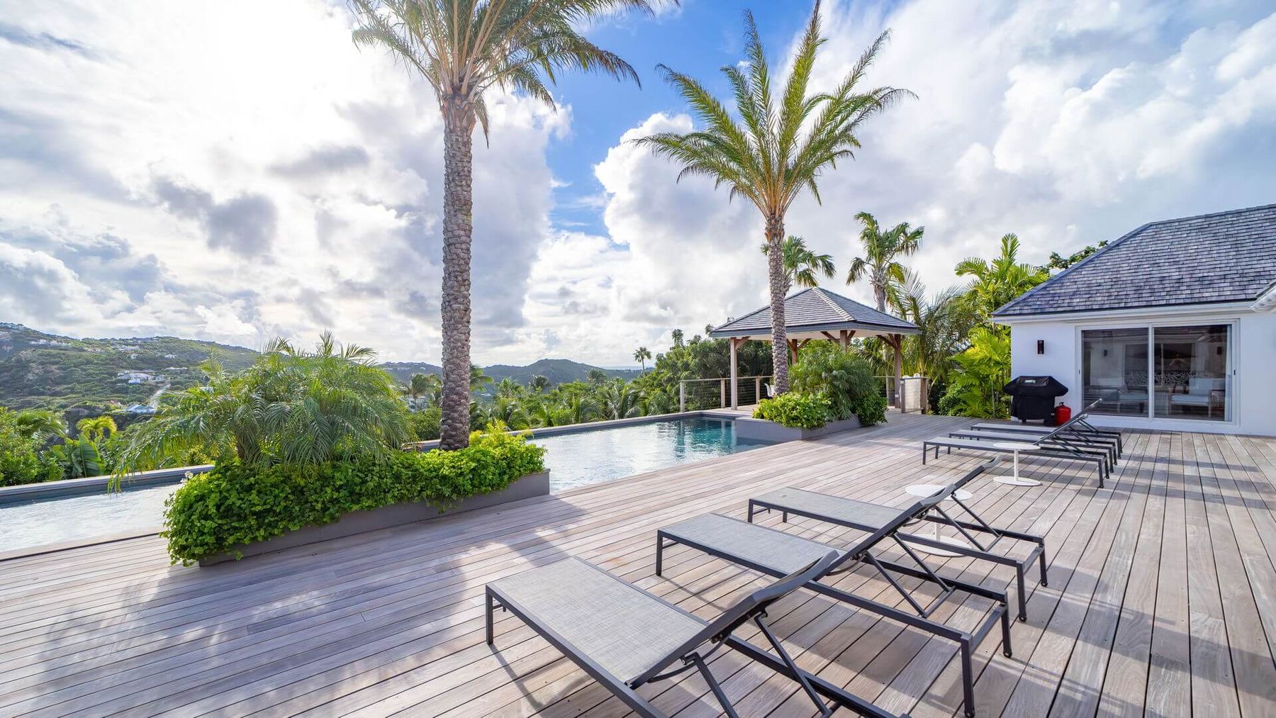 Bel Air villa photo.