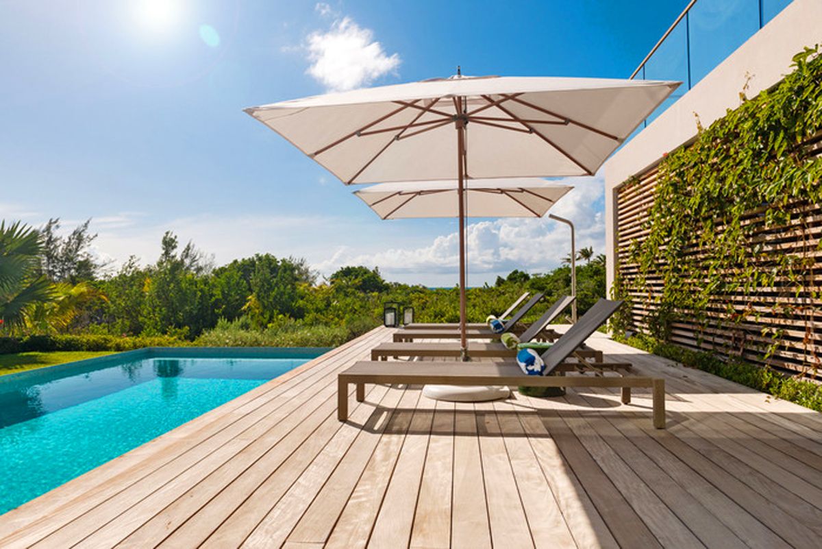 Sun deck