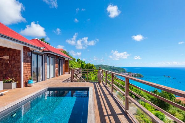 Kailio Villa is located on the heights of Colombier