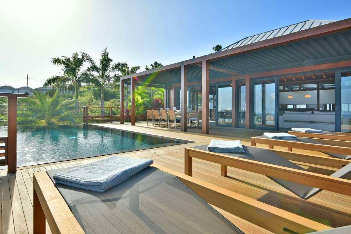 Pool area