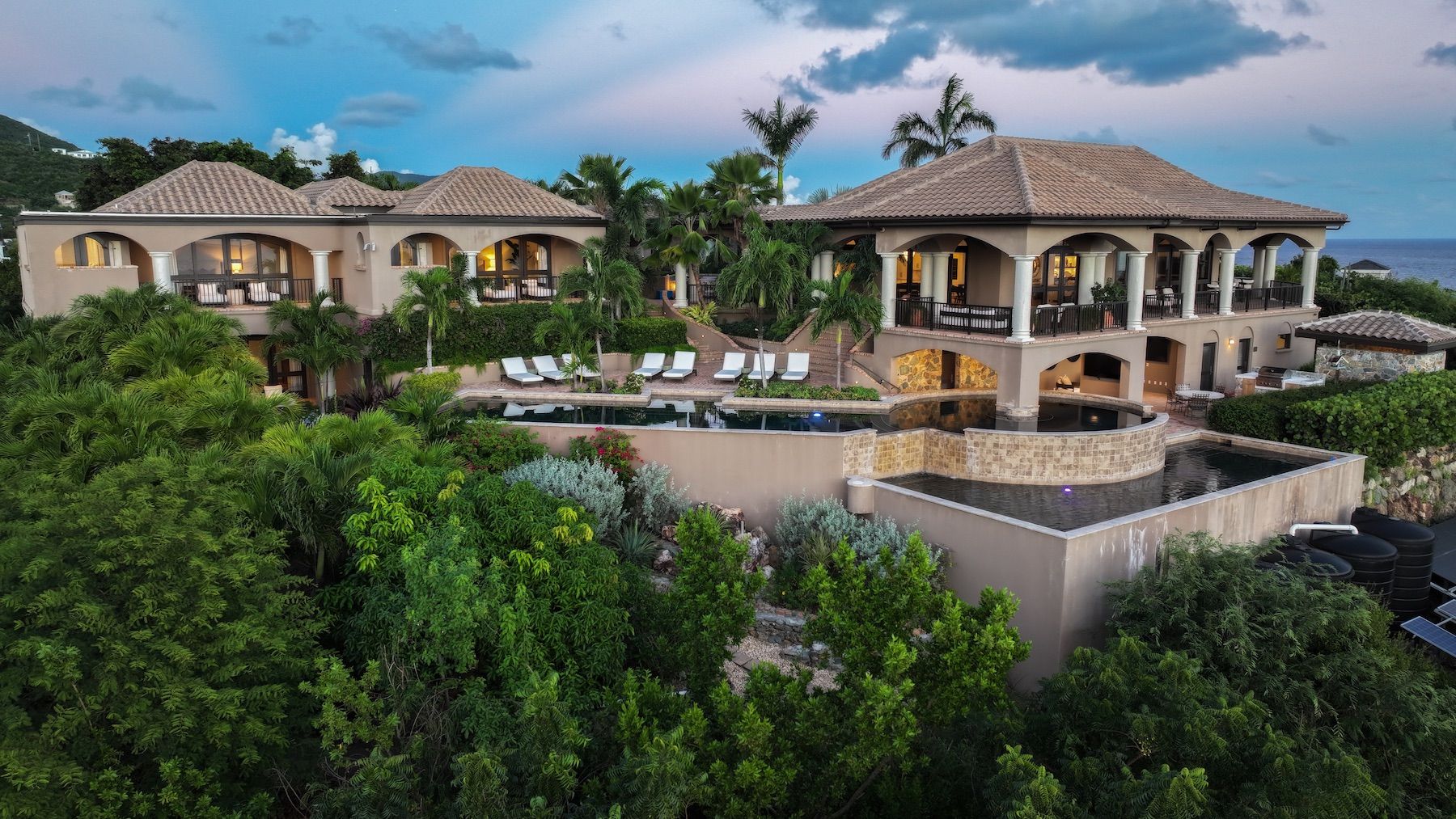 The Last Resort villa photo.