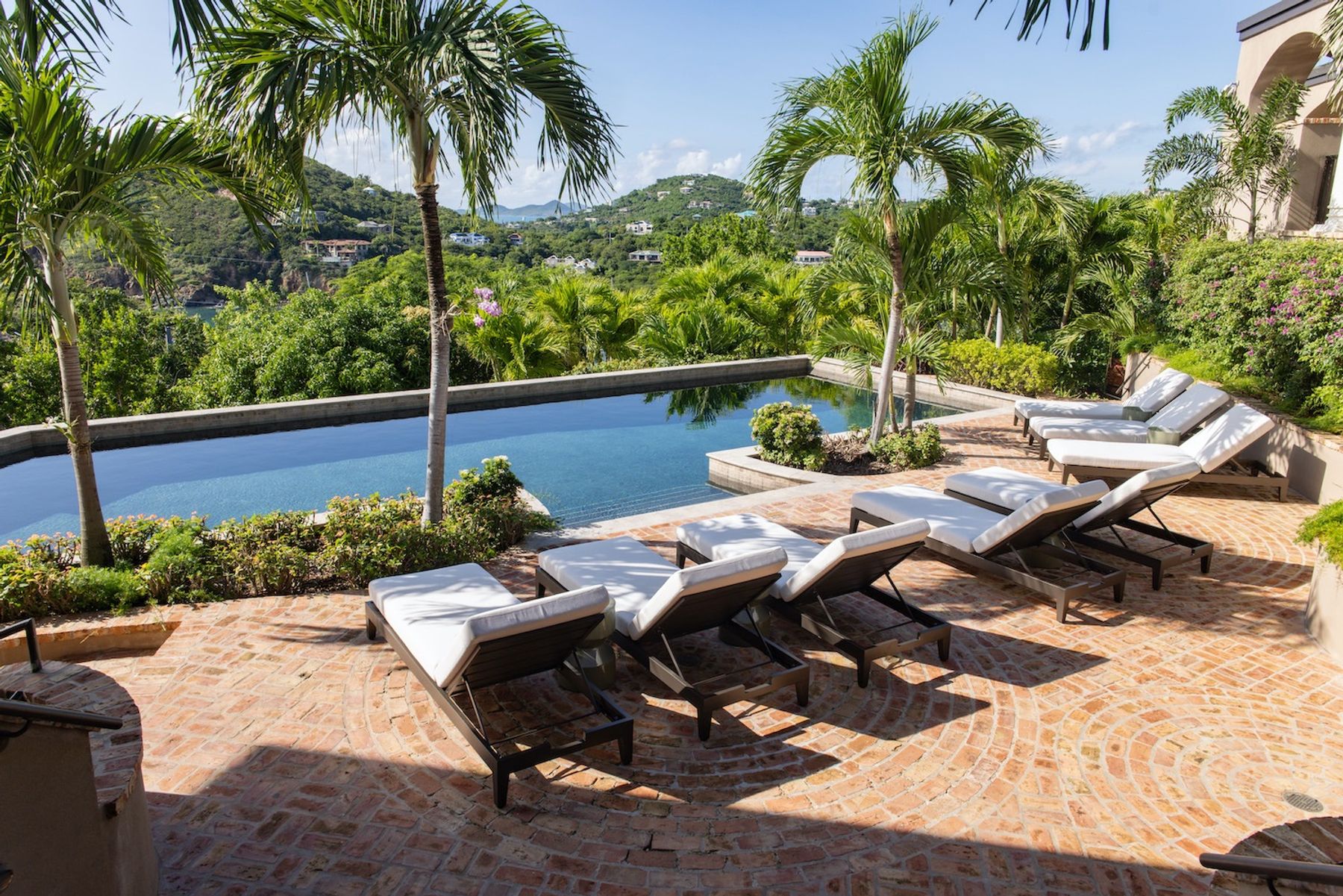 The Last Resort villa photo.