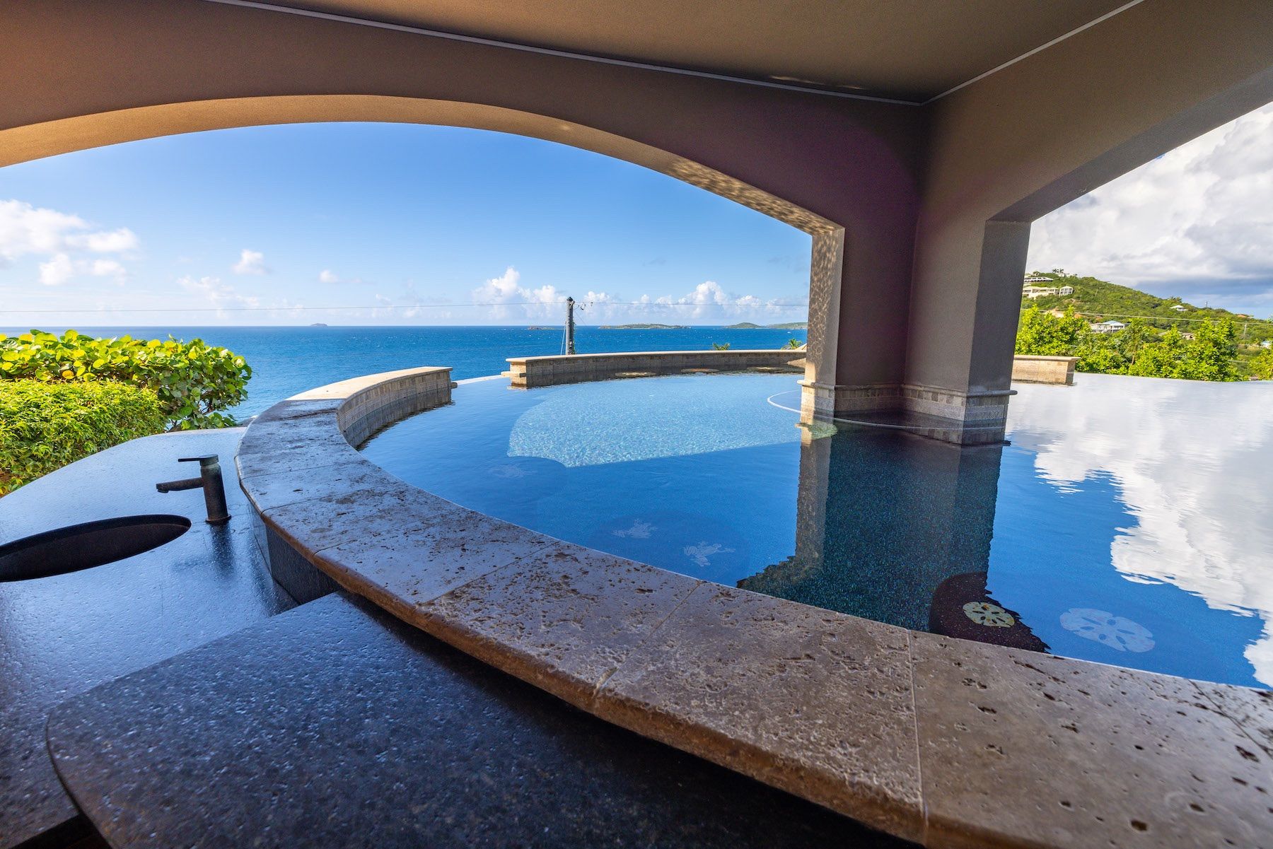 The Last Resort villa photo.