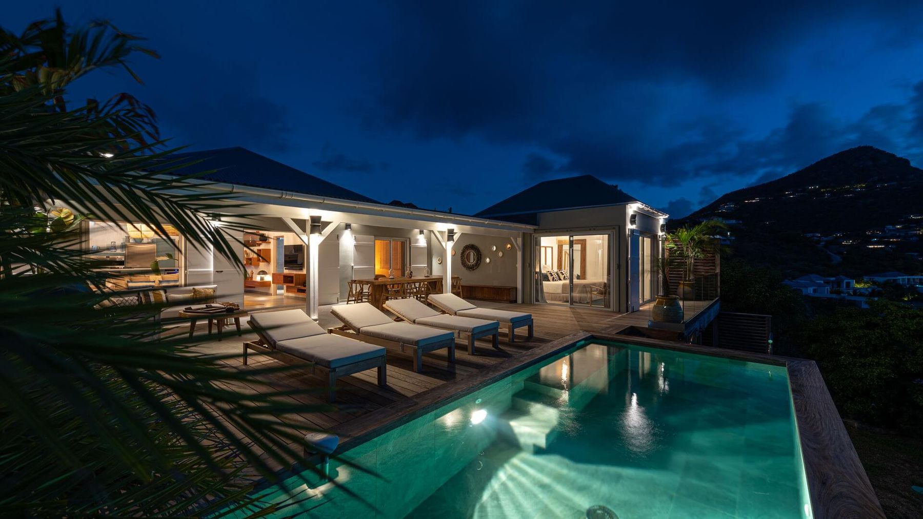 Essenia villa photo.