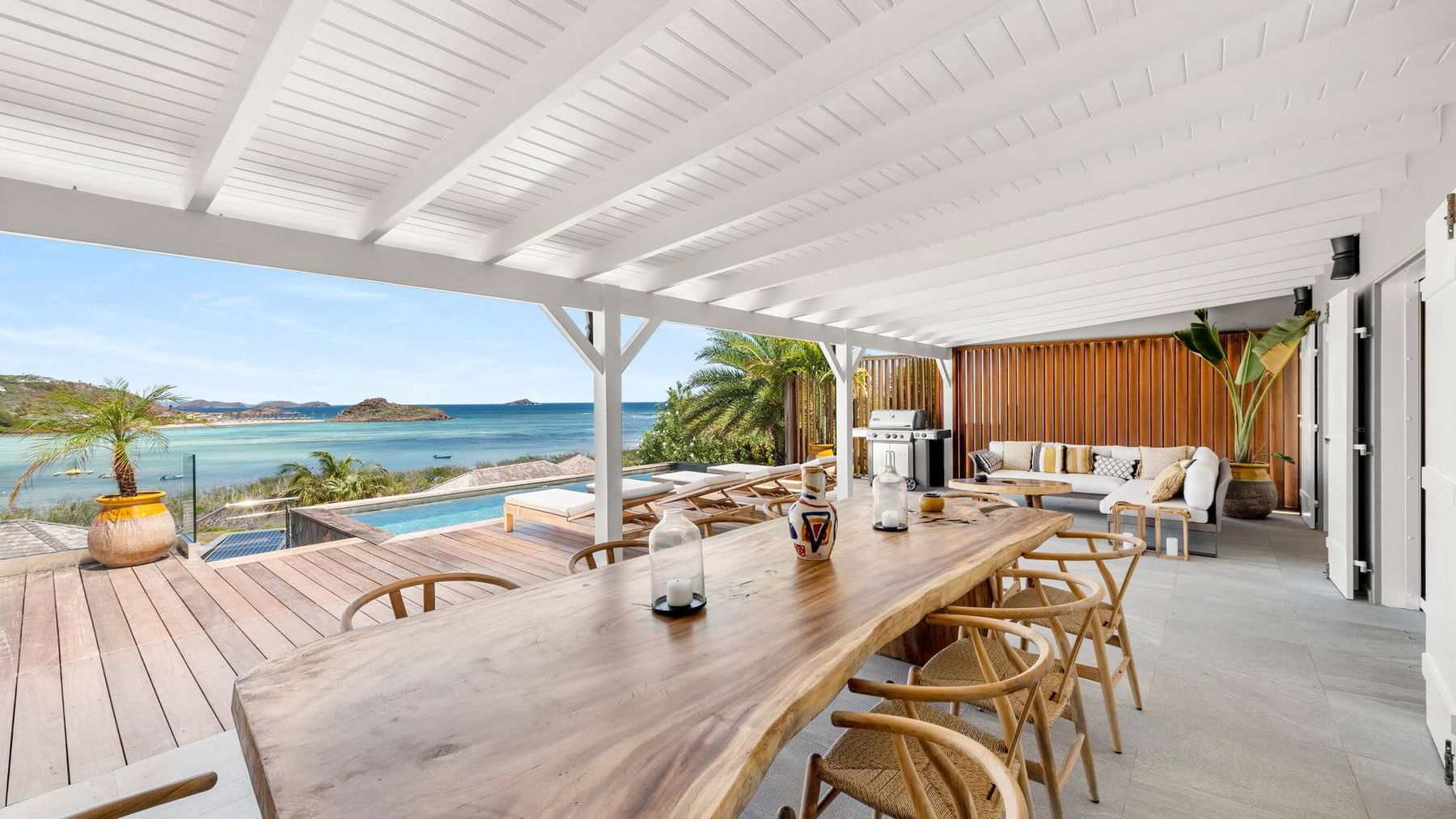 Alfresco Dining