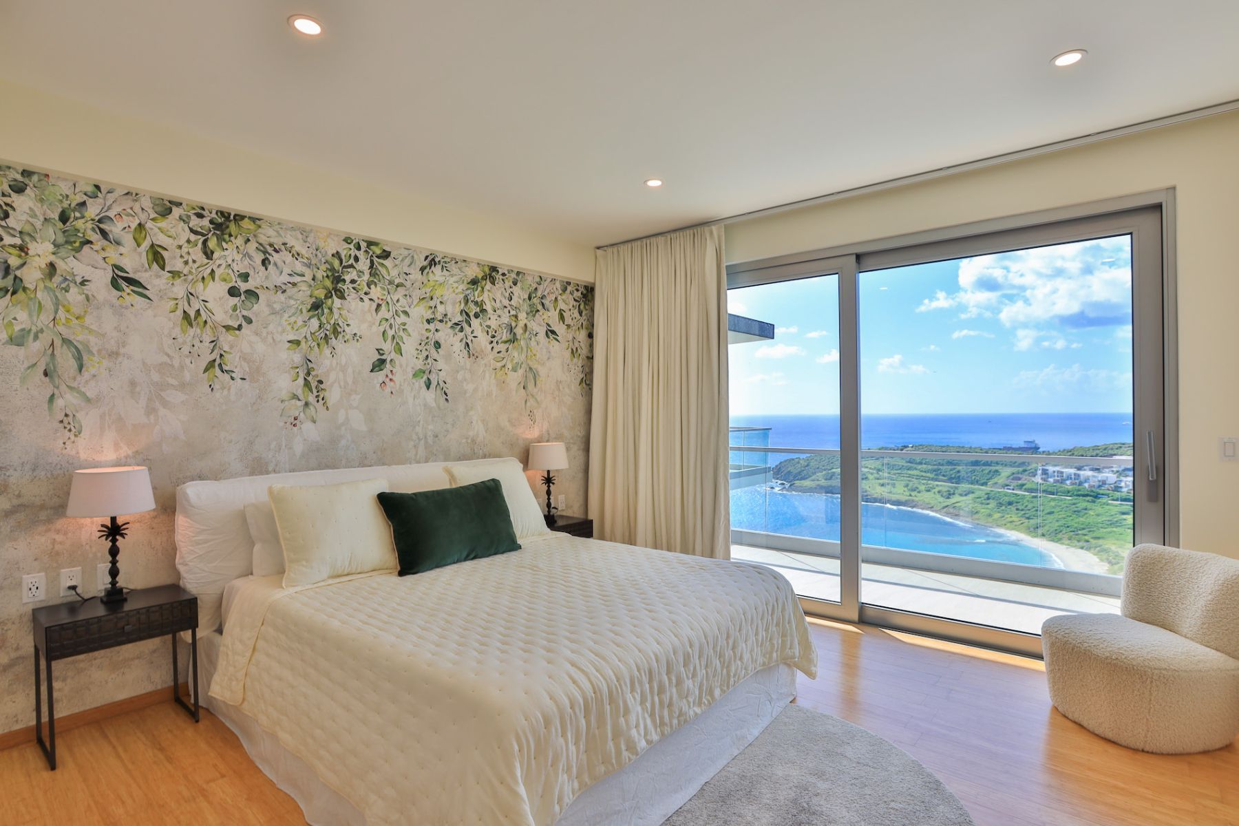 Numa villa photo.